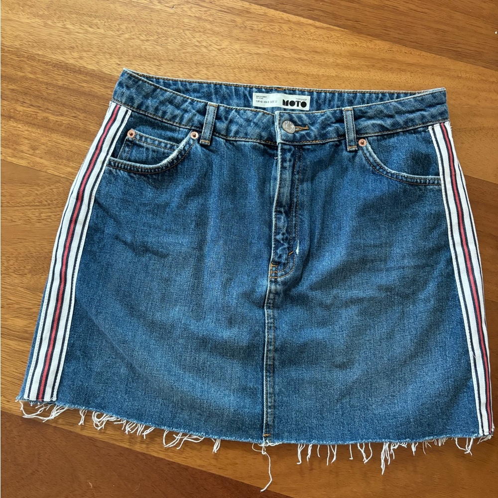 Topshop Moto mini denim skirt, size 8